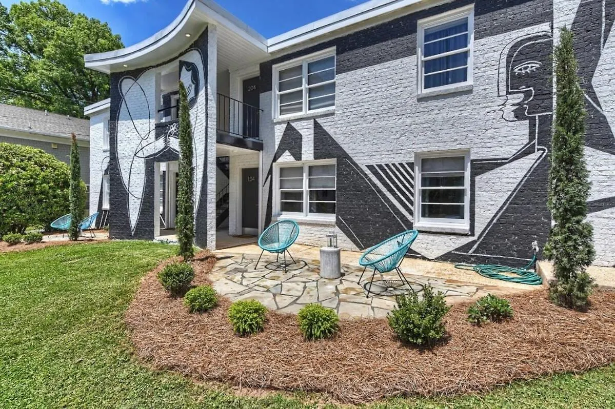 Myers Park Gem Great Location Villa Charlotte